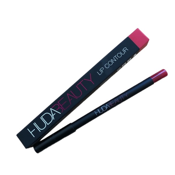Huda Beauty Lip Contour Lip Pencil in Shade Heartbreaker Red Lipliner - Picture 3 of 3